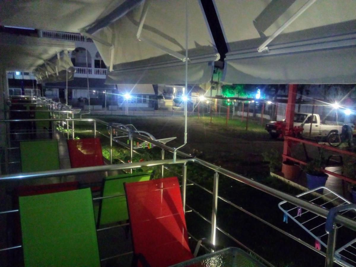 Persefoni Rooms Apartments & Mezonetes Torone Zewnętrze zdjęcie